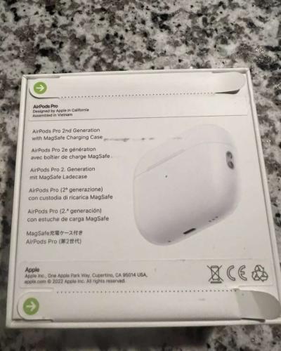 Airpod pro 2nd Generation - Thumbnail 3