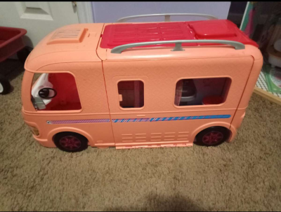 Barbie house and More - Thumbnail 3