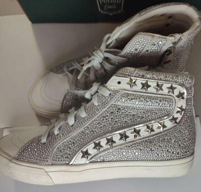 Bonitos tenis marca VH original design - Thumbnail 6