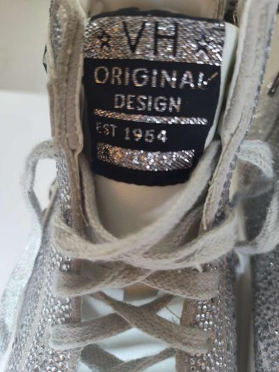 Bonitos tenis marca VH original design - Thumbnail 3