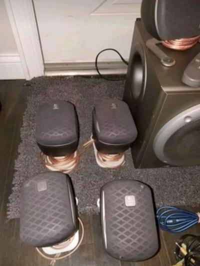 Used Logitech Z680 surround sound system - Thumbnail 4