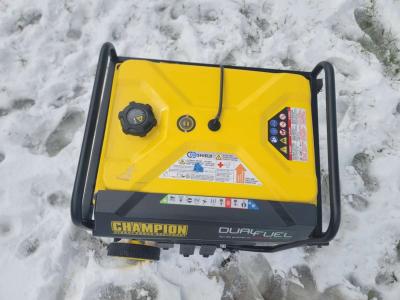 Like New generador Champion 7850 Watts Works Very Well - Thumbnail 5