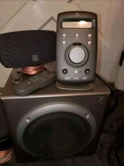 Used Logitech Z680 surround sound system - Thumbnail 3