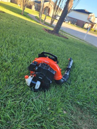 Echo Pb580T Backpack Blower Like New Working Very Good - Thumbnail 2