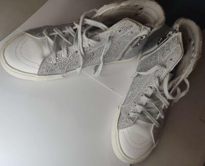 Bonitos tenis marca VH original design - Thumbnail 4