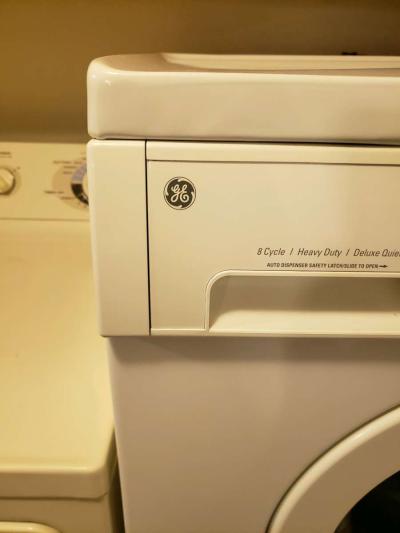 Washer GE Need to sell ASAP - Thumbnail 2
