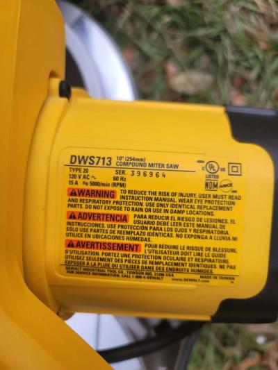 Miter Saw Dewalt DWS713 ELECTRIC  Like New Working Very Good - Thumbnail 4