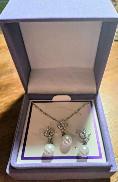 Believe by Brilliance Matching Necklace  Earring Set - Thumbnail 3