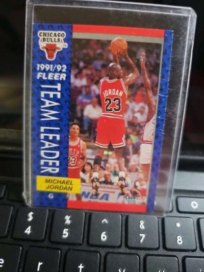 make offers and feel free to bundle all are exceptional mint - Thumbnail 3