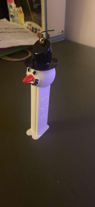 snowman pez candy ornaments - Thumbnail 3