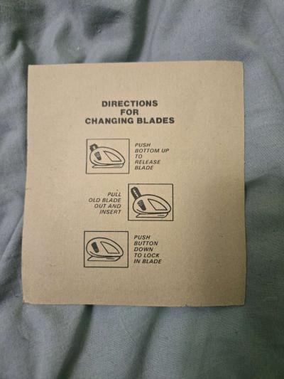 Vintage Home and Office Paper Cutter - Thumbnail 2