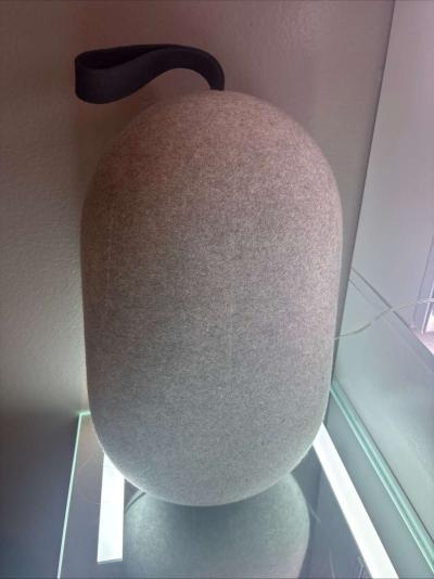 oculus VR headset with case - Thumbnail 5