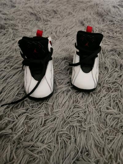 Jordan True Flight 5c black and white - Thumbnail 4