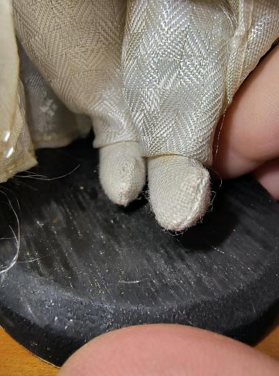 Vintage Korean Souvenir Doll with Known Provenance Silk Dres - Thumbnail 6