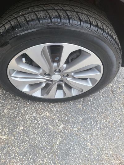 2019 Buick Encore Preferred - Thumbnail 5