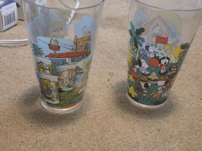 5 McDonalds collectible limited cups - Thumbnail 3