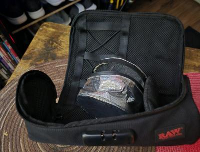 Raw smell proof locking bag - Thumbnail 6