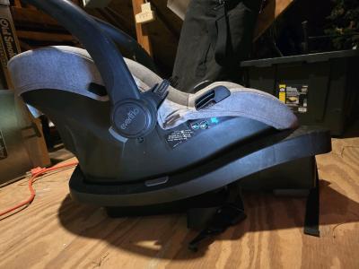 car seat - Thumbnail 2