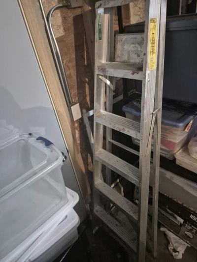 6 foot aluminum A frame - Thumbnail 2