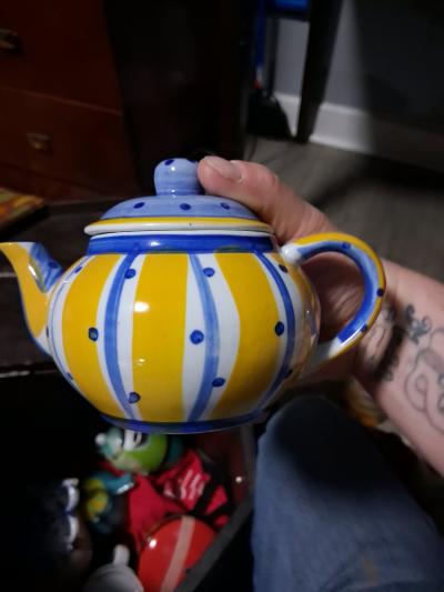 various antigue vintage teapot collection - Thumbnail 6