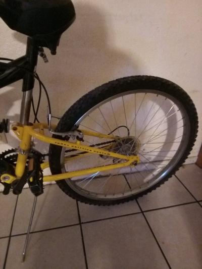26 inch Huffy Adult Bike - Thumbnail 4