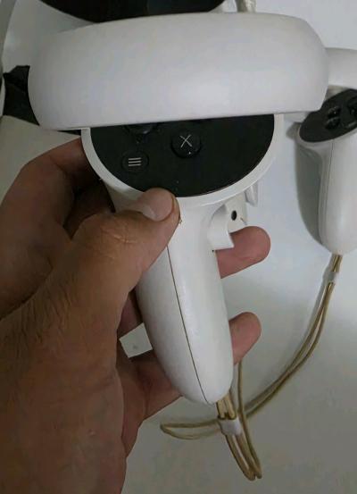 Meta Quest 2 - Thumbnail 4