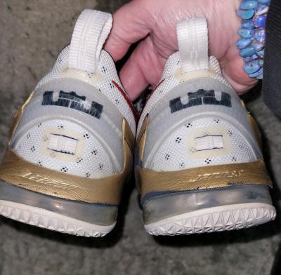 Lebron Olympics Size 8M - Thumbnail 5