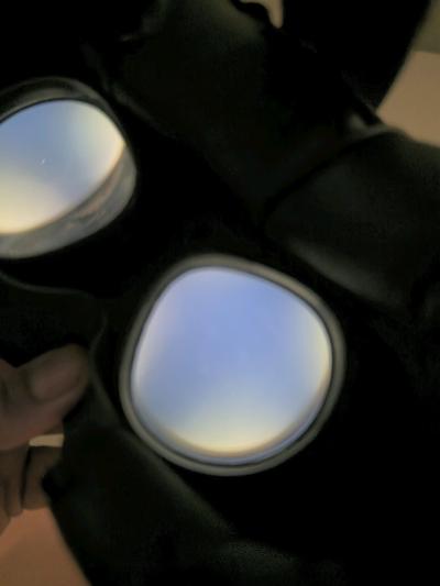 Meta Quest 2 - Thumbnail 2