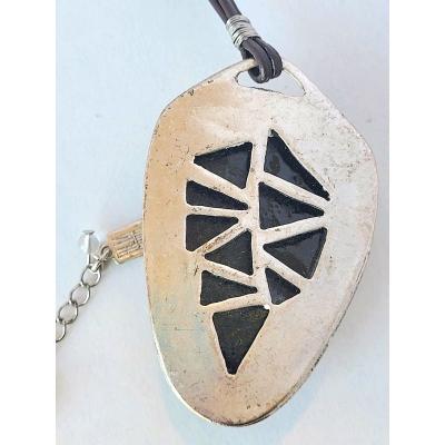 RLM Robert Lee Morrison Soho Abalone Pendant Corded Necklace - Thumbnail 3