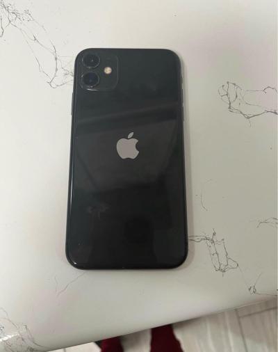 iPhonee 11 - Thumbnail 3