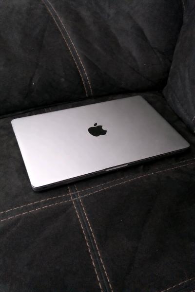 MacBook pro 2024 - Thumbnail 2