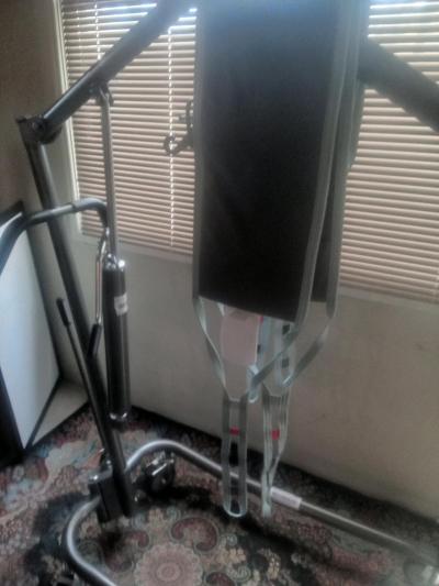 hydraulic patient lift with leg slings - Thumbnail 2