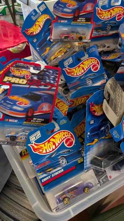my hot wheels bulk - Thumbnail 2