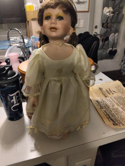 antique porcelain dolls - Thumbnail 12