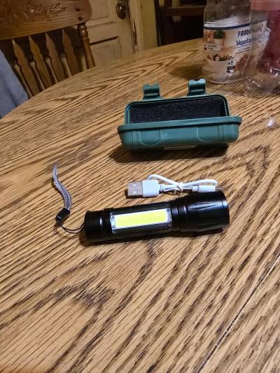 LED flashlight with case - Thumbnail 2