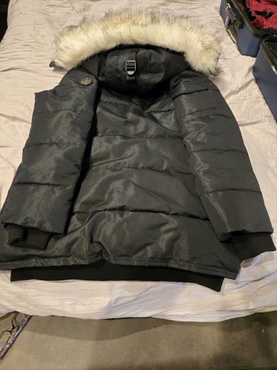 Noize Women long parka sz large Brand New Never worn - Thumbnail 2