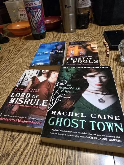 The rachel caine the morganville vampire book series - Thumbnail 4