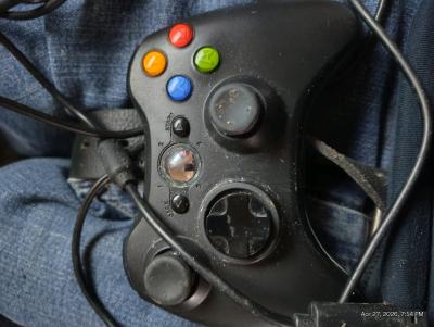 xbox 360 console cords 3 games two controllers 60gbharddrive - Thumbnail 5