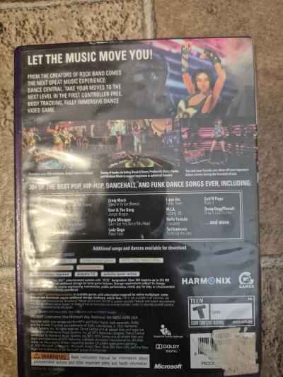 the original Dance Central for the Xbox 360 Released in 2010 - Thumbnail 2